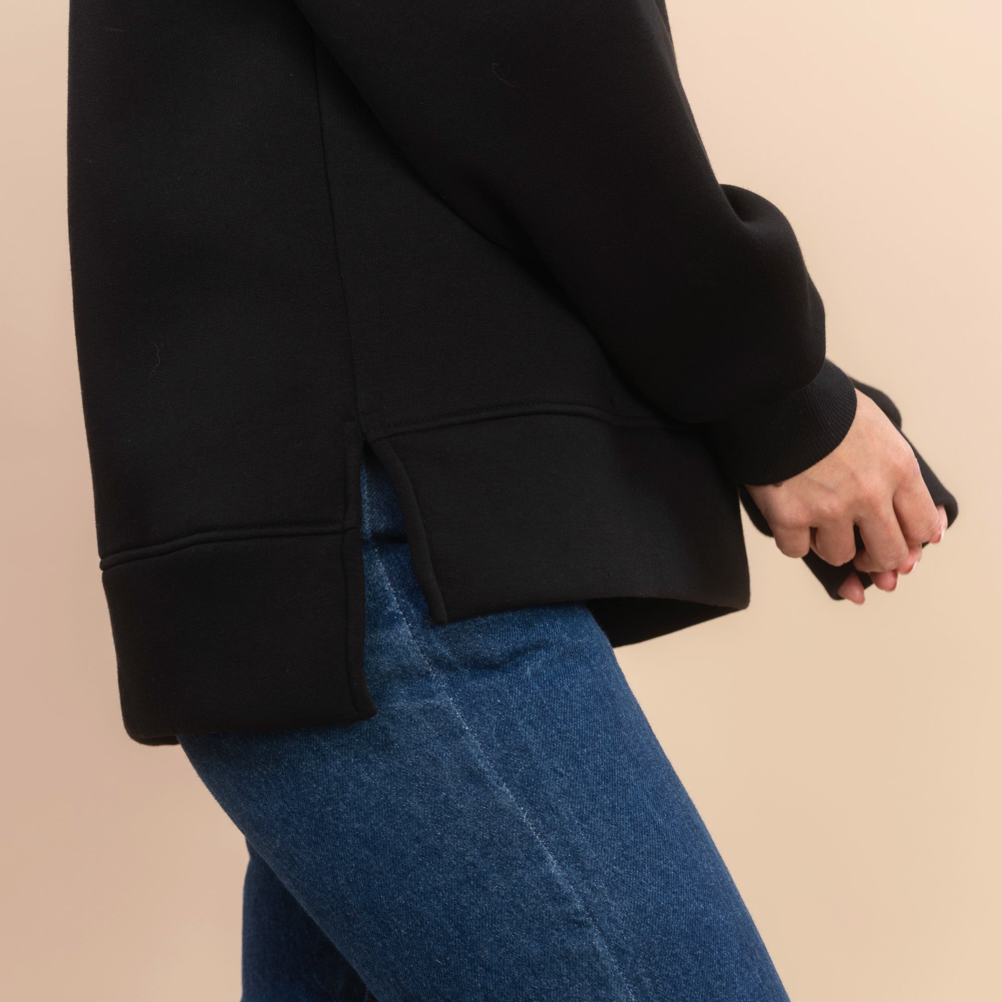 Amore Bow | Women's Black Valentine's Day Fleece