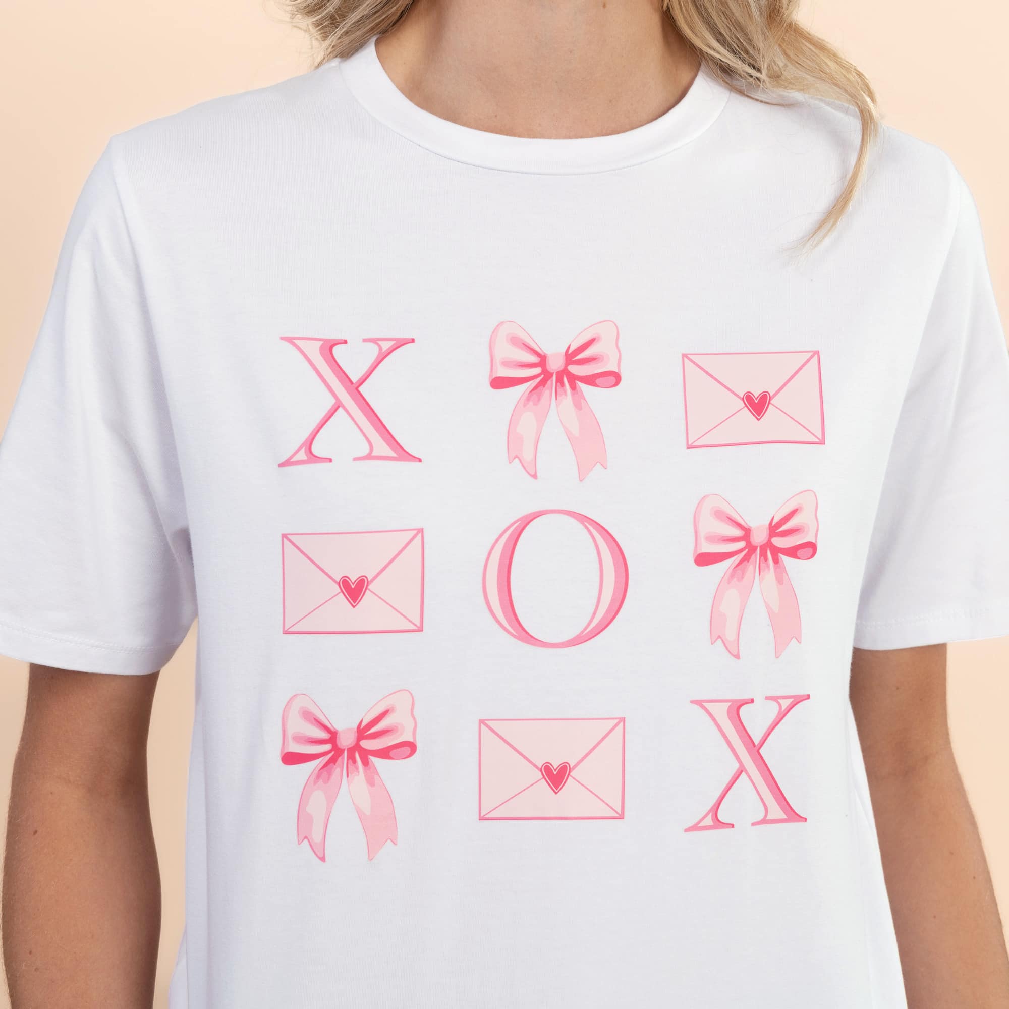 XOXO Valentine's | Women's White Valentine's Day Tee