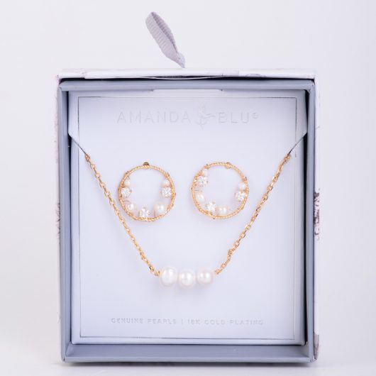 Pearl Earring & Necklace Set