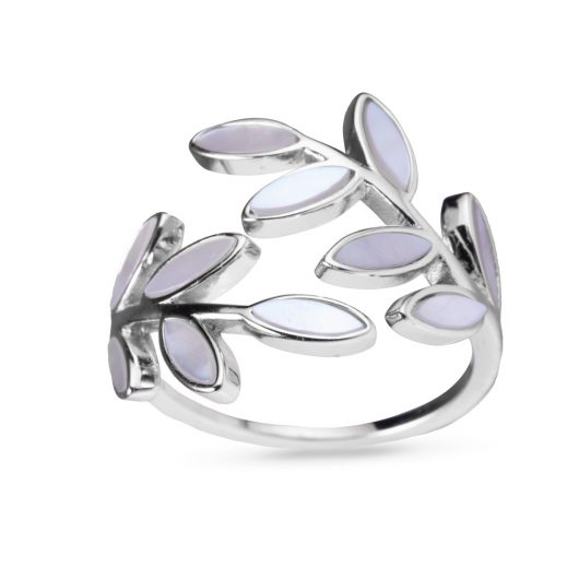 Mother of Pearl Vine Ring Size 7 in Silver
